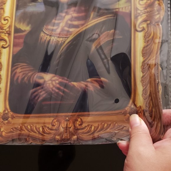 New Halloween Decorations Indoor Scary 3d Changing Face Pictures - Picture 9 of 9